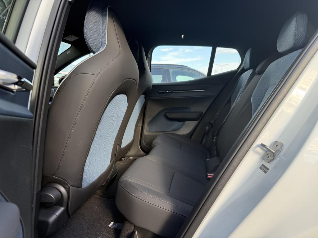 Volvo Ex30 extended plus 272pk/69kwh| adap.cruise| h&k sound| camera