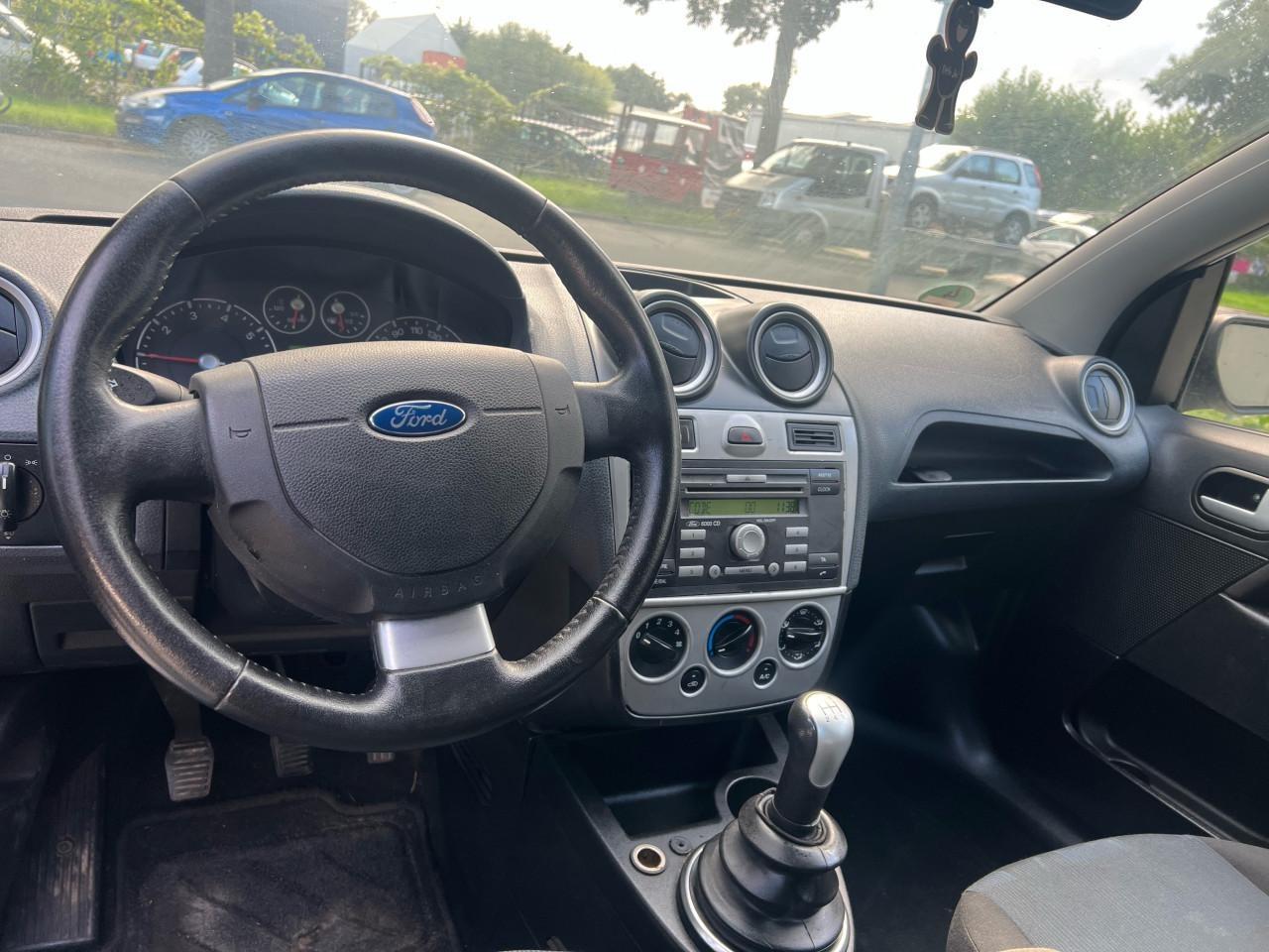Ford Fiesta 1.6-16V Futura 173.659km Jaar Apk