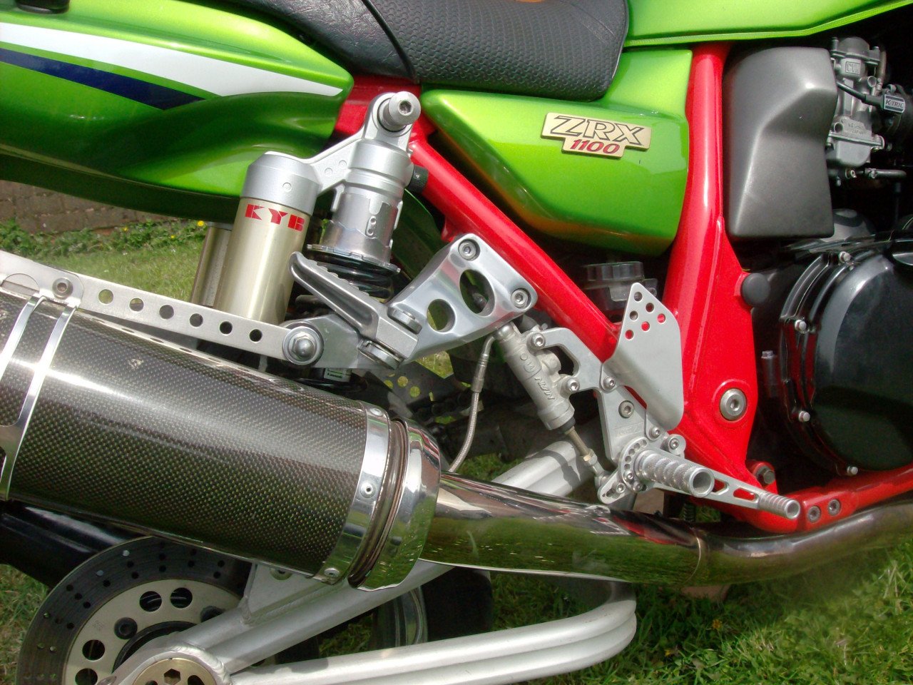 KAWASAKI  ZRX 1100R