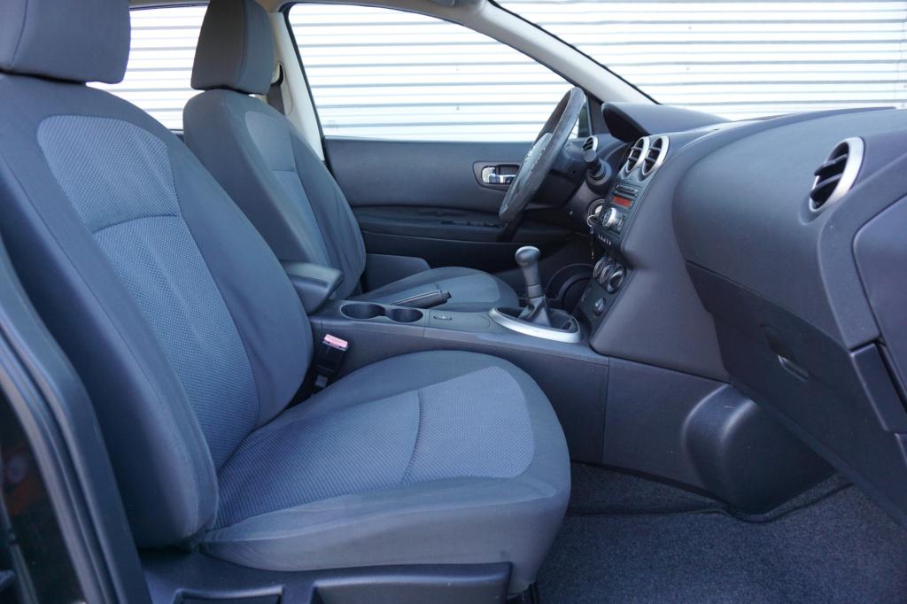 Nissan Qashqai 1.6 visia airco / cruise / elektr. ramen / trekhaak / lm vel