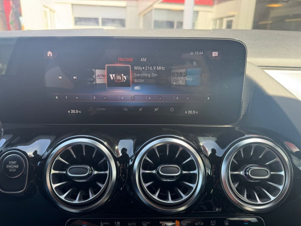 Mercedes-Benz B-Klasse 250 e business solution luxury limited