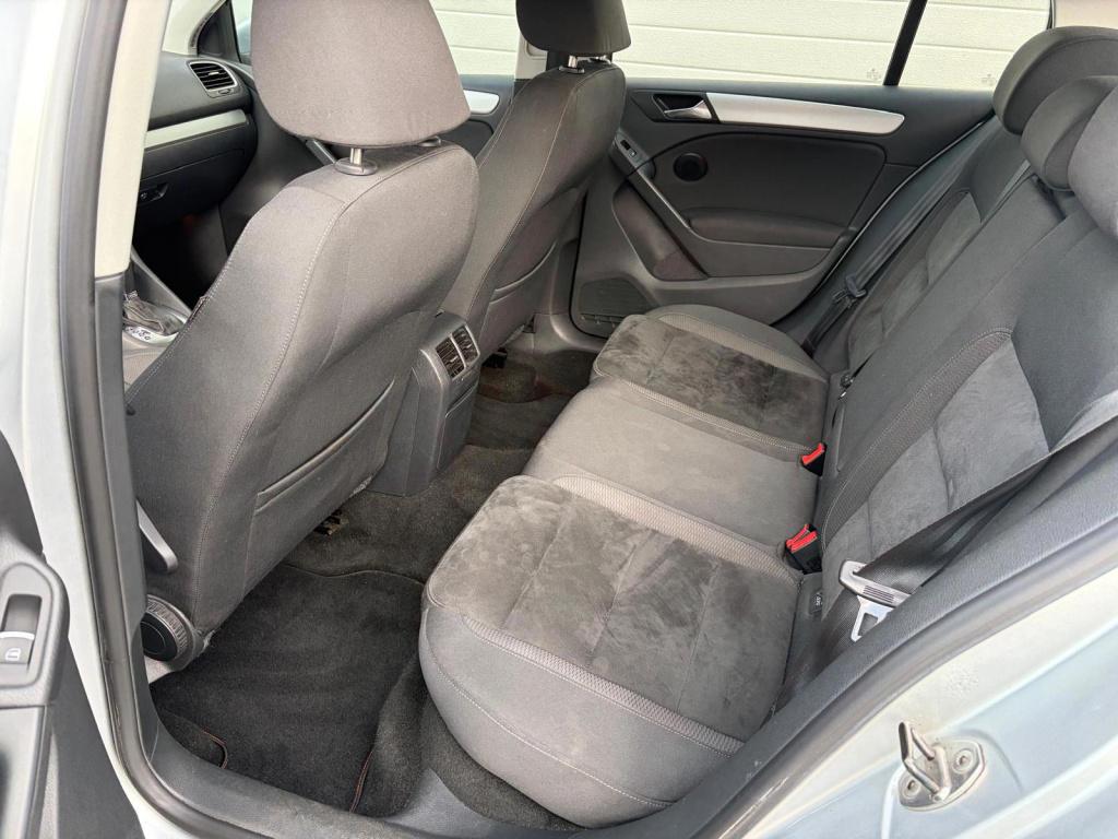 Volkswagen Golf 1.4 tsi highline/automaat/goed onderhouden/clima/lichtmetaa