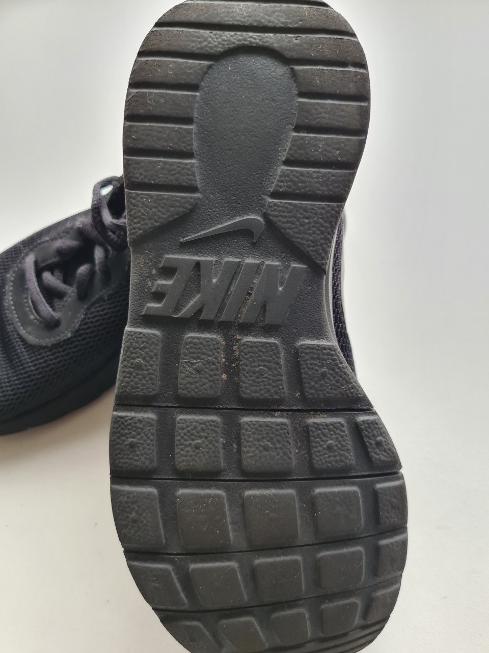 Zwarte sneakers van Nike  Maat 34