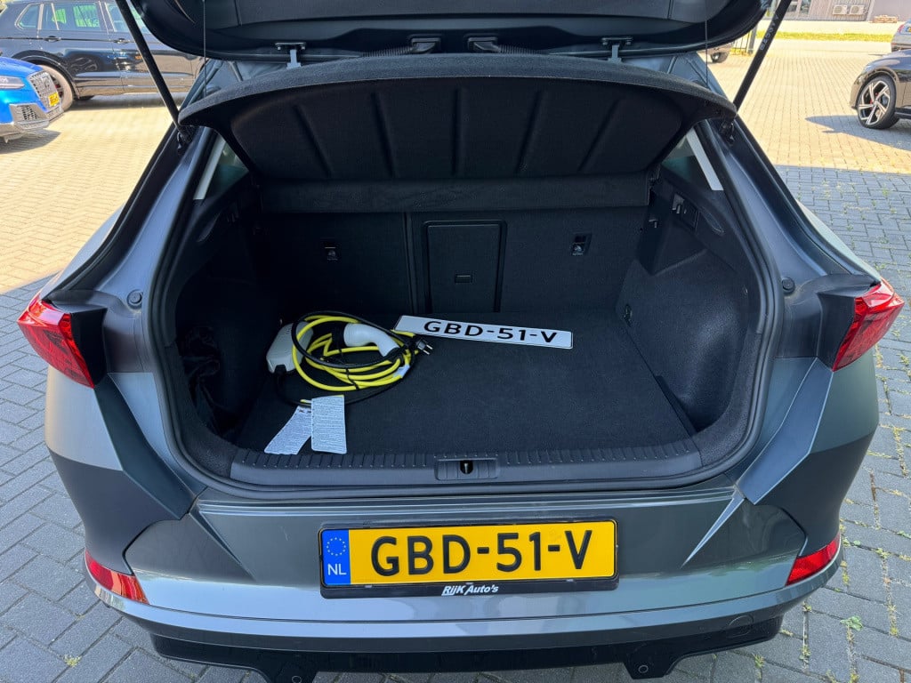 Cupra Formentor 1.4 e-hybrid business * matt grijs * navigatie * trekhaak