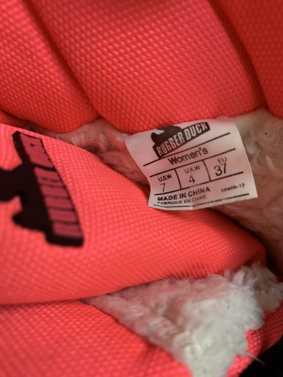 Snowboots mt 37. Rubber Duck