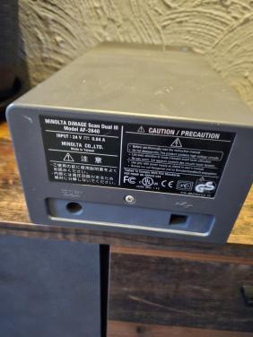 Minolta DiMAGE Scan Dual III AF-2840 Film en diascanner