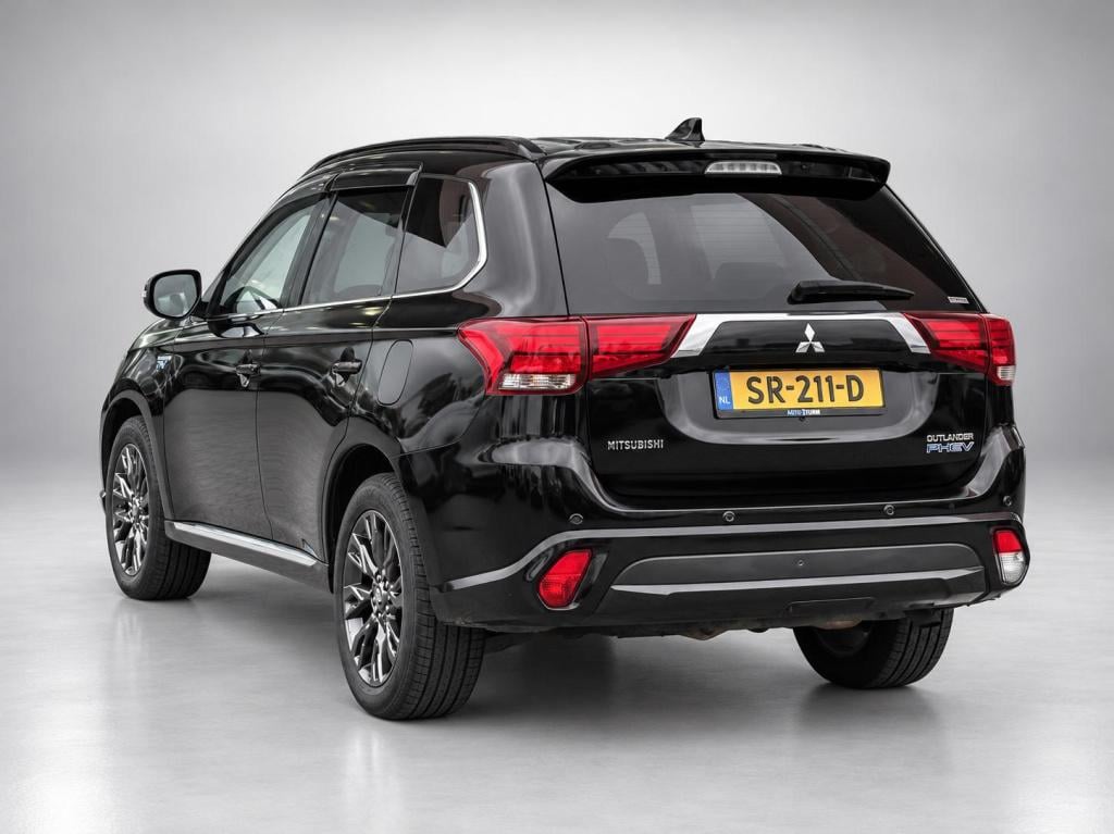 Mitsubishi Outlander 2.0 phev s-edition afneembare trekhaak!