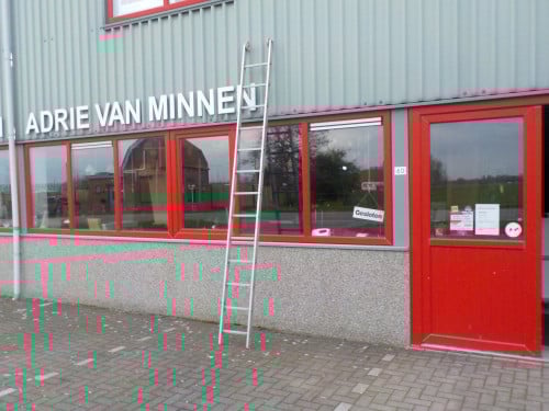 Ladder in goede staat hoog 350 cm