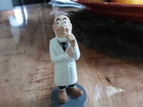 Beeltje van professor Barabas 10 cm hoog