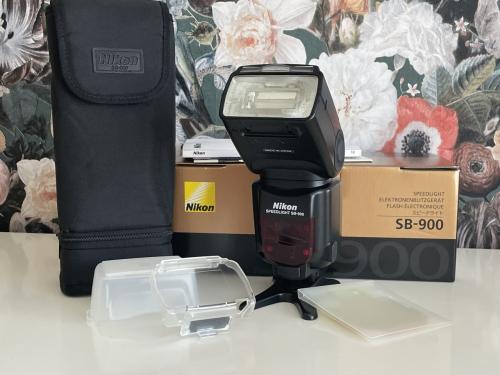 Nikon SB-900 Flitser