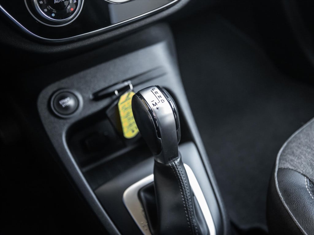 Renault Captur tce intens 150pk automaat | navigatie | stoelverwarming | pa