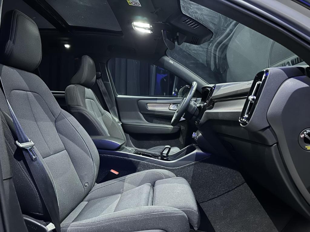 Volvo XC40 recharge pro *pano*harmankardon*360camera*