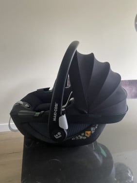 Maxi-Cosi Pebble 360 + Isofix base – In hele goede staat