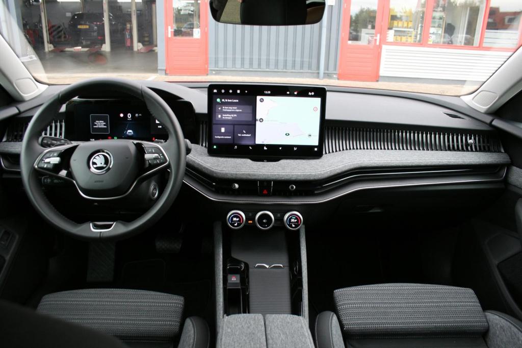 Skoda Superb combi 1.5 tsi mhev first edition