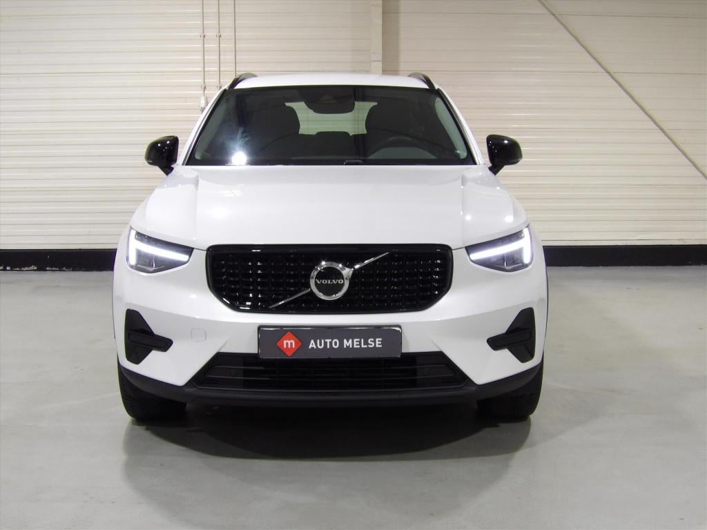 Volvo XC40 t5 plug-in hybrid 262pk aut plus dark