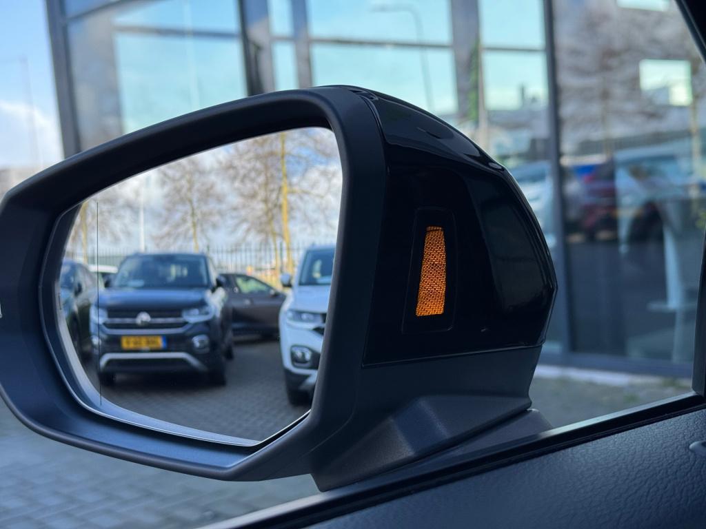 Audi Q2 35 tfsi cod s- edition * pano * leder * keyless * virtual cockpit