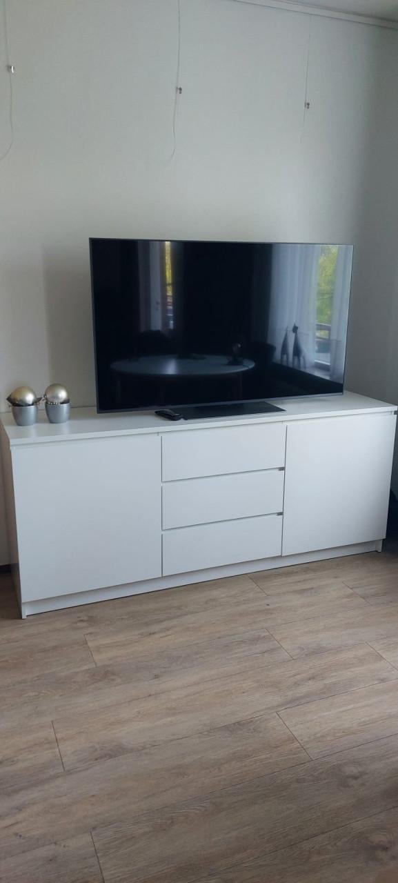 Wit dressoir