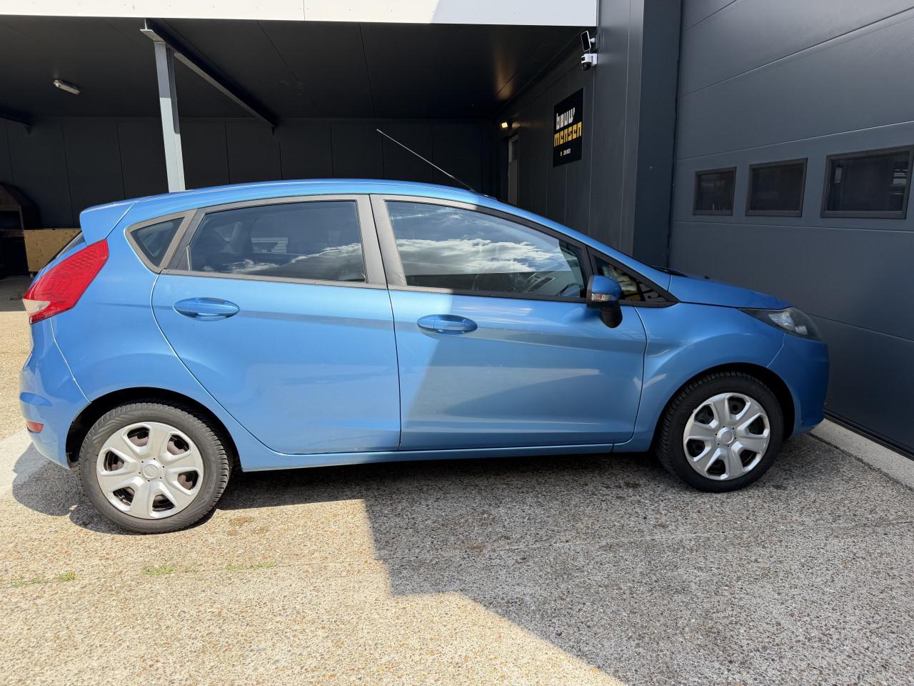 Ford Fiesta 1.25 52KW Limited 5DRS 2010 Blauw Airco Apk Nap