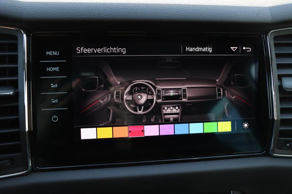 Skoda Kodiaq 1.5 tsi sportline business 150pk dsg7 7p. | pano | trekhaak | 