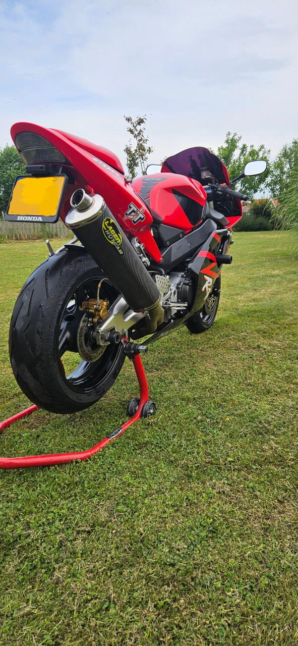 Honda CBR 954 RR Fireblade