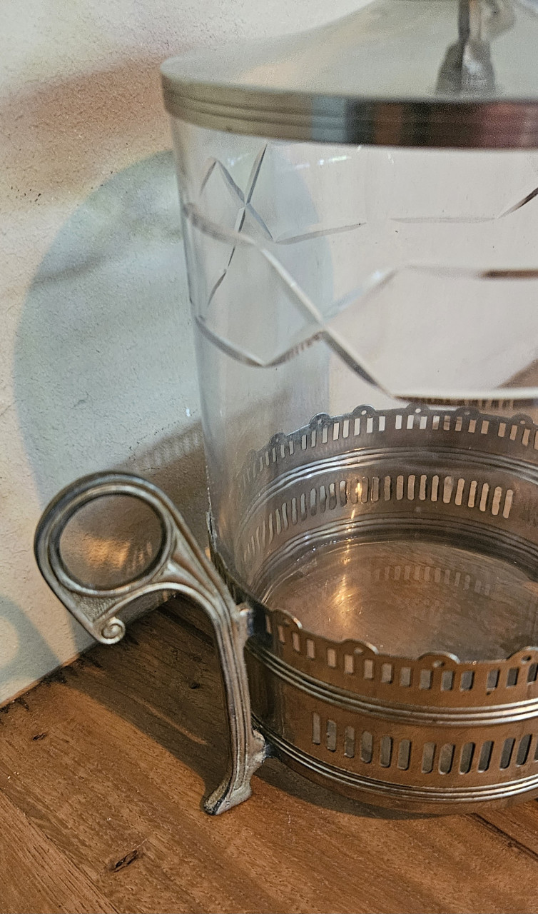 Oude zilveren koekjes pot