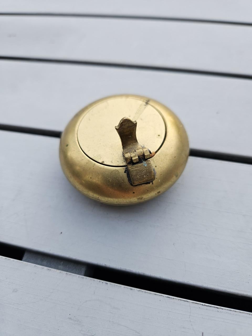 Vintage mooie messing zakasbak met deksel