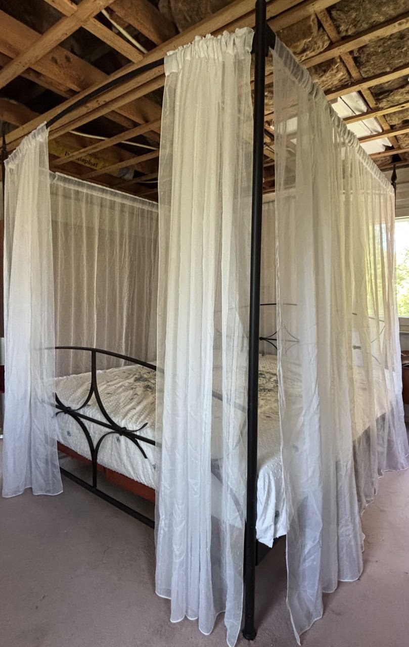 Hemelbedframe 200 x 190 cm incl bedbodem