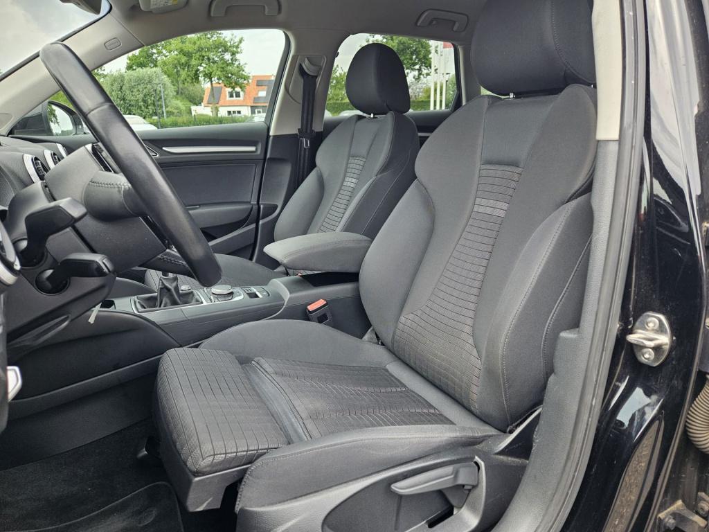 Audi A3 sportback 1.2 tfsi s-line