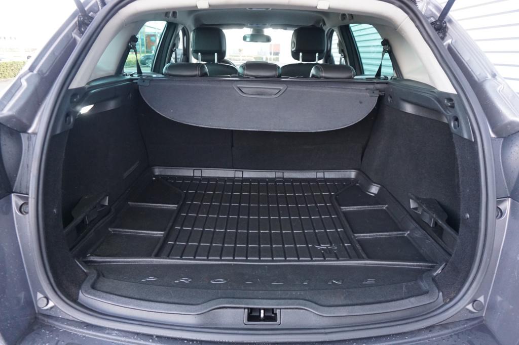 Renault Megane 1.4 tce privilége climate / navi / cruise / leder / stoelver