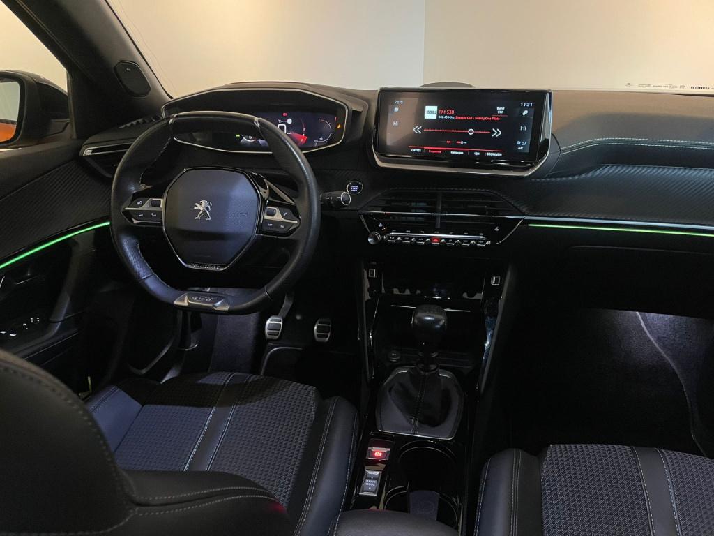 Peugeot 2008 1.2 puretech gt-line