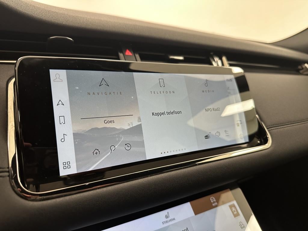 Land Rover Range Rover 1.5 p300e awd r-dynamic se | black line | meridian |