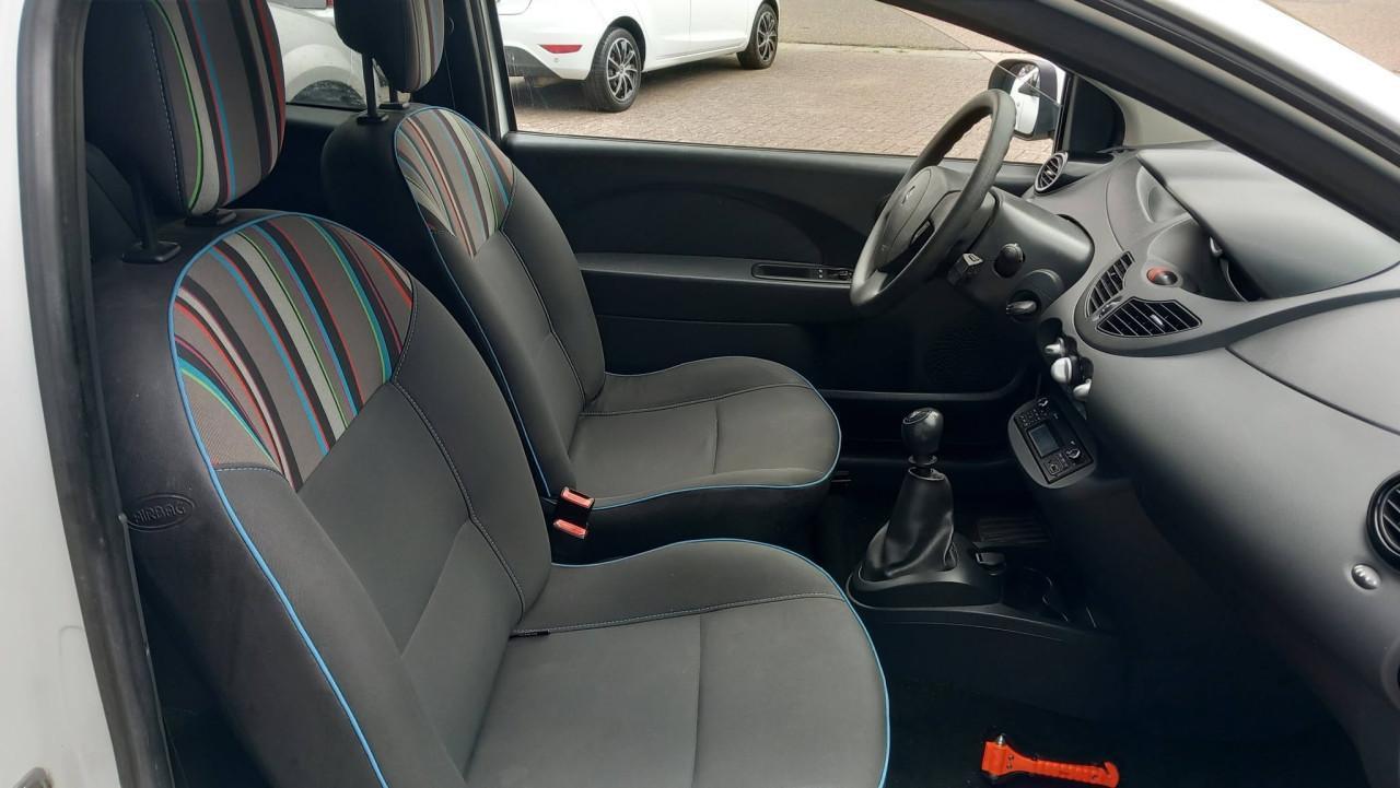 Renault TWINGO 1.2 16v Collection sportief bj:2012 airco lm-velgen