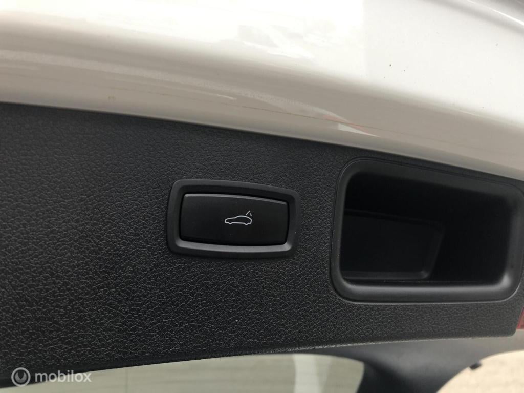 Porsche Macan 2.0 t pano/leer/bose 21inch