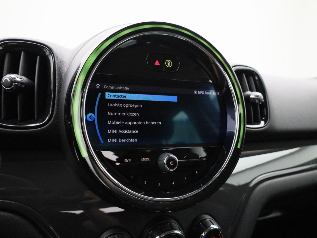 Mini Countryman 1.5 cooper business edition | automaat | lage km stand | ac