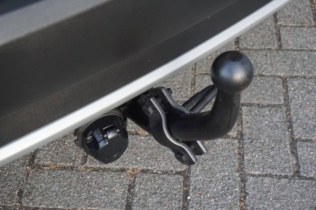 Opel Grandland X 1.2 turbo 120 jaar edition climate / navi / carplay / crui
