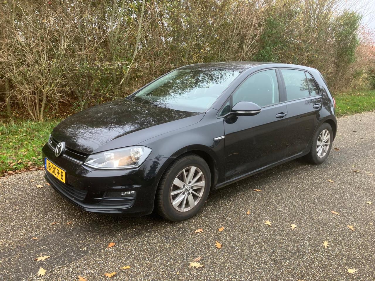 Volkswagen Golf 1.0Tsi
