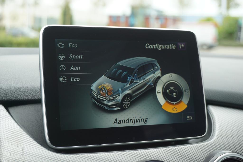 Mercedes-Benz B-Klasse 180 prestige automaat - climate / navi / cruise / st