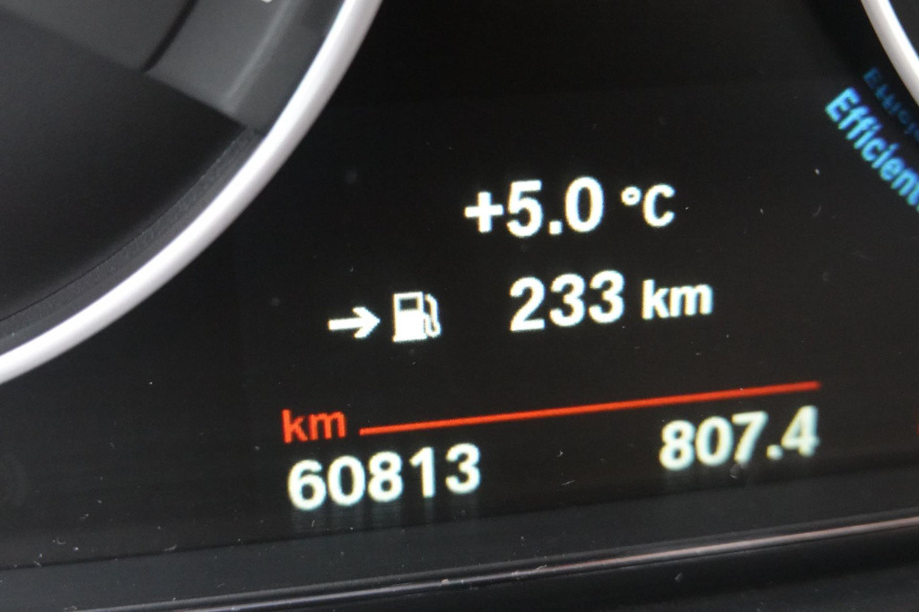 BMW 3-serie 320i executive