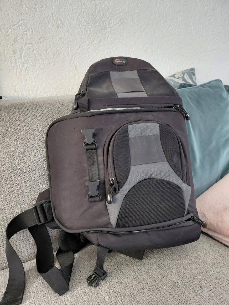 Lowepro Slingshot fototas