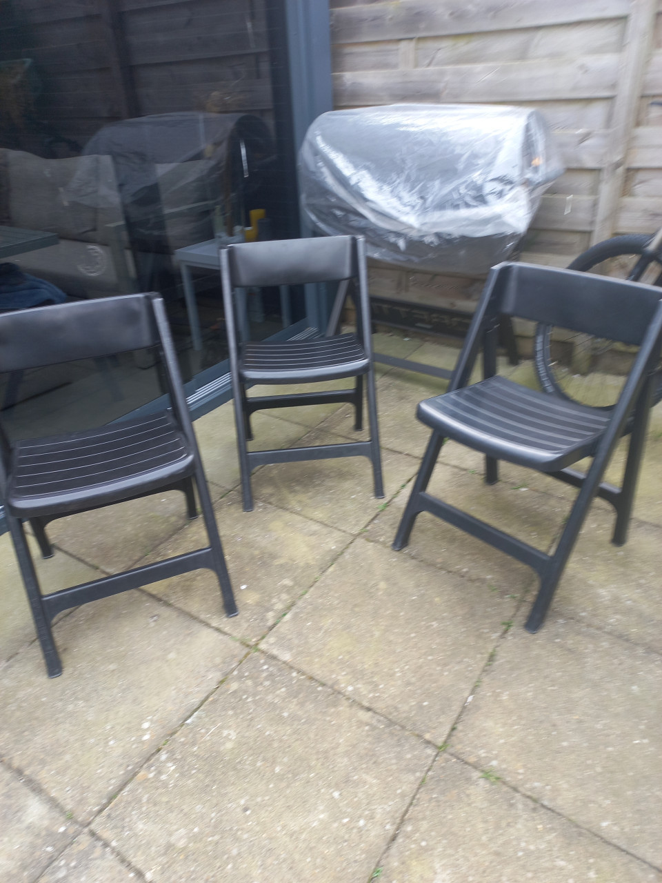 3x stevige pizzicato  inklapbaar tuin stoelen.