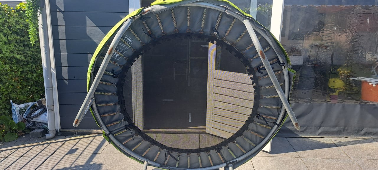 Trampoline
