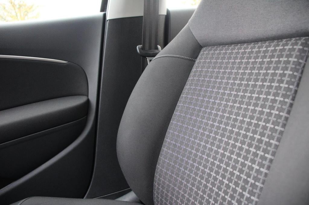 Volkswagen Polo 1.0 mpi comfortline - 5drs - stoel verwarming - pdc rondom 