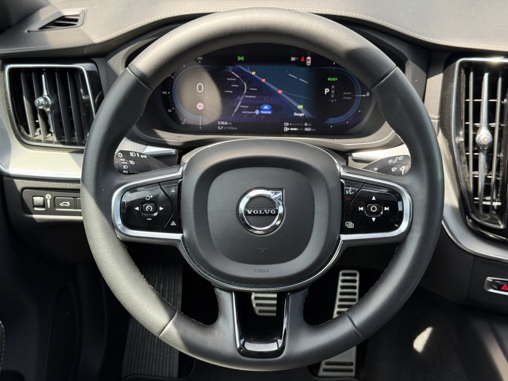 Volvo XC60 t6 340pk recharge r-design| adap.cruise| luchtvering| panodak| 2