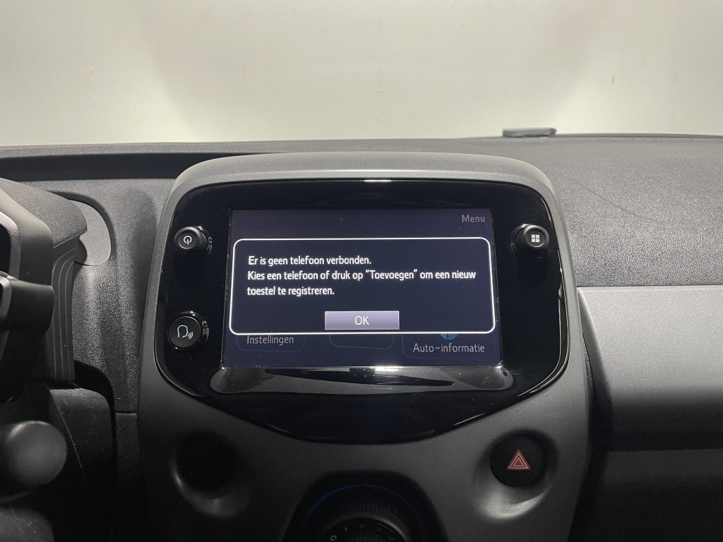 Toyota Aygo 1.0 vvt-i x-play