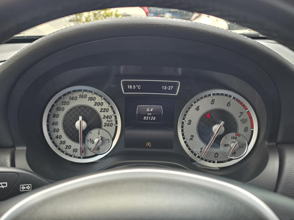 Mercedes-Benz A-Klasse 180 ambition urban-pakket slechts 83.000 km!!
