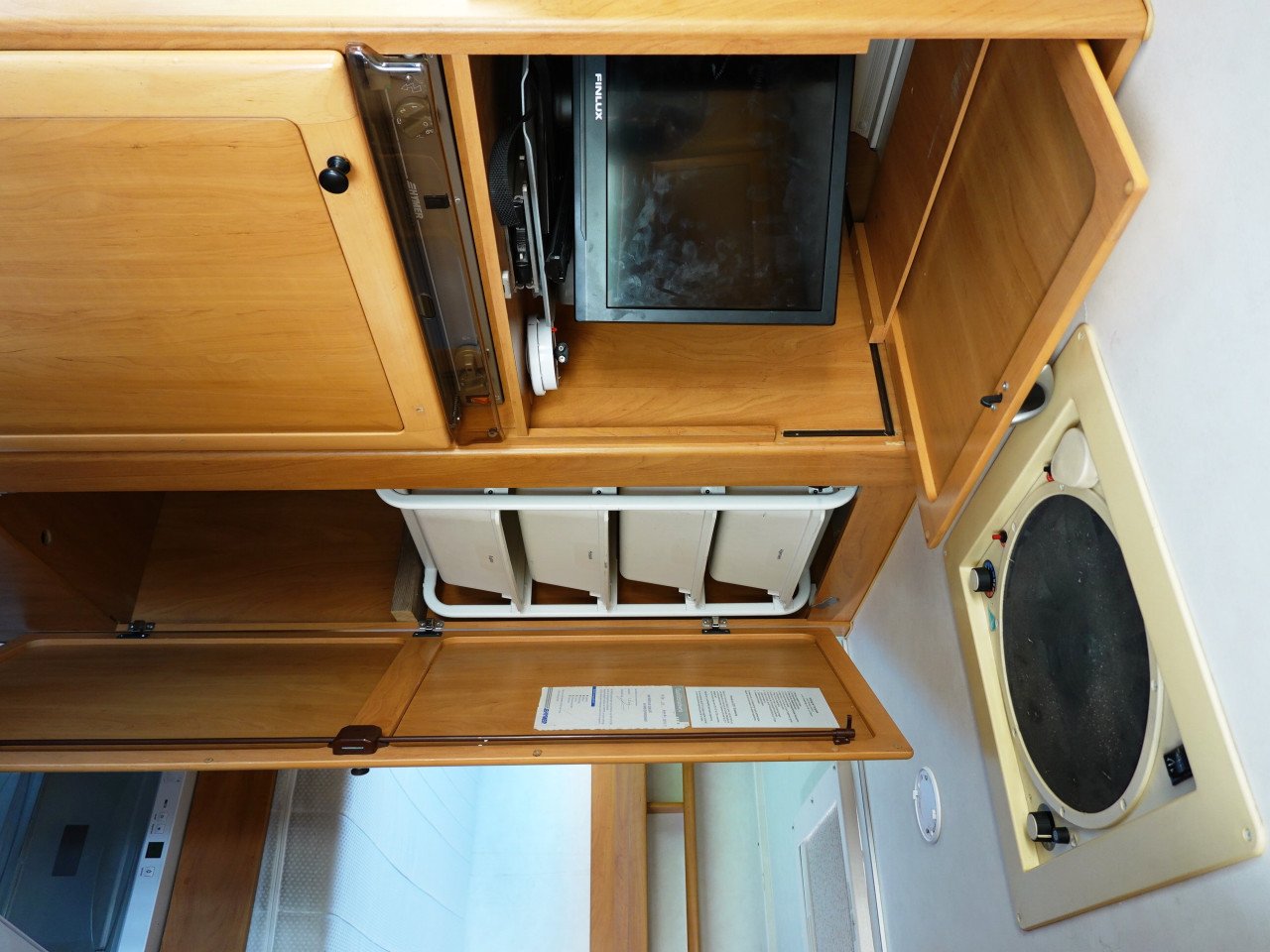 Ruime Hymer camper, ideaal voor weekendjes weg of lange reizen, voor 4 pers