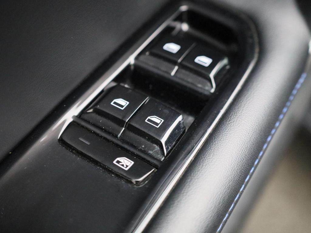 MG Mg4 long range luxury 64 kwh | navi | led koplampen | 360 camera | carpl