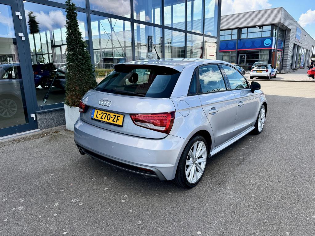 Audi A1 Sportback s-line navi ecc cruise 1.0 tfsi