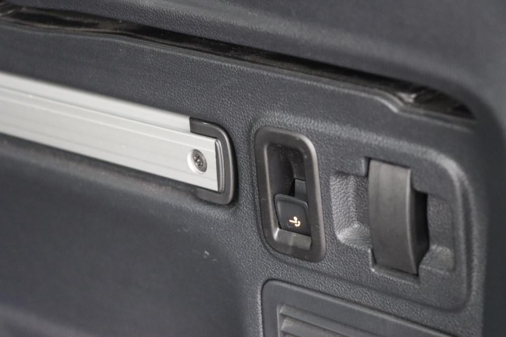 Volkswagen Touran 1.8 tsi highline 180pk dsg7