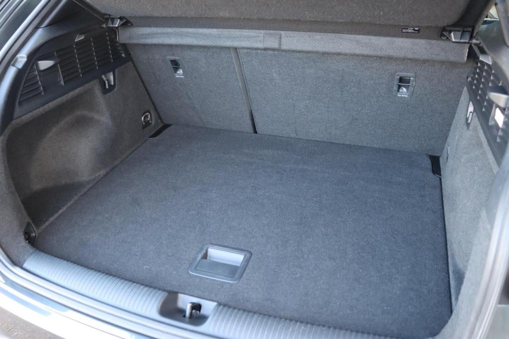 Audi Q2 35 tfsi s edition